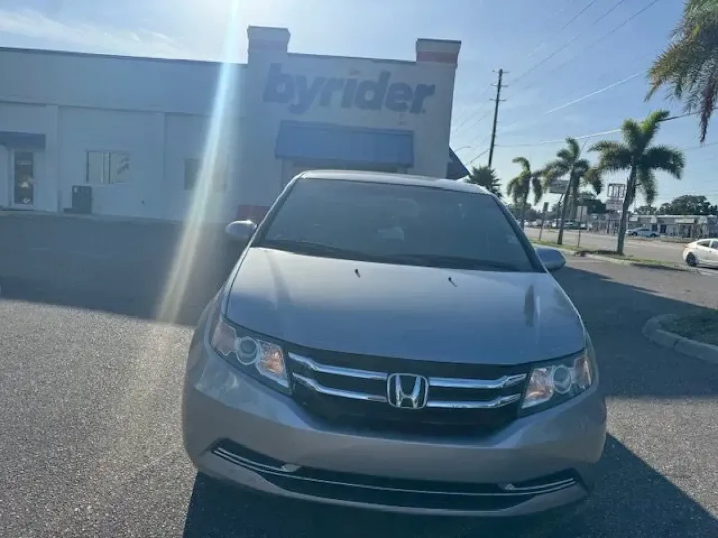2016 Honda Odyssey (5FNRL5H35GB) with an Other engine, AUTOMATIC transmission, located at 7701 Park Blvd., Pinellas Park, FL, 33781, (727) 369-7777, 27.839552, -82.747284 - IIHS Top Safety Pick. Scores 28 Highway MPG and 19 City MPG! This Honda Odyssey boasts a Regular Unleaded V-6 3.5 L/212 engine powering this Automatic transmission. Window Grid Antenna, Wheels: 17 x 7 Alloy, VSA Electronic Stability Control (ESC).*This Honda Odyssey Comes Equipped with These Options - Photo#1