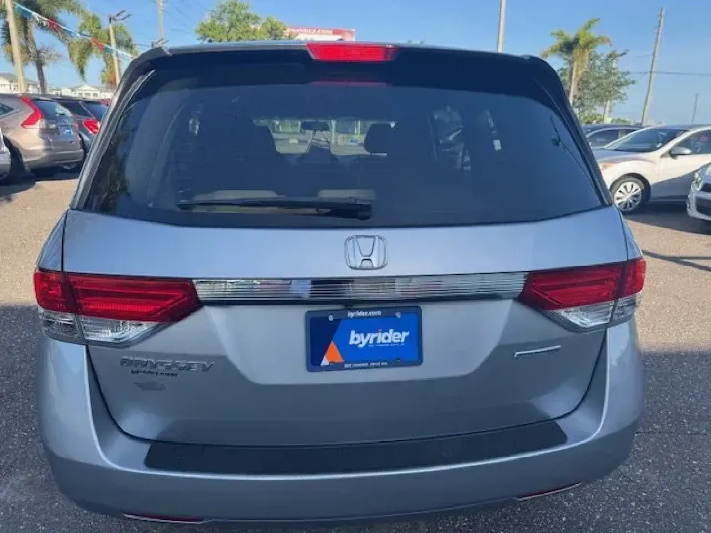 2016 Honda Odyssey (5FNRL5H35GB) with an Other engine, AUTOMATIC transmission, located at 7701 Park Blvd., Pinellas Park, FL, 33781, (727) 369-7777, 27.839552, -82.747284 - IIHS Top Safety Pick. Scores 28 Highway MPG and 19 City MPG! This Honda Odyssey boasts a Regular Unleaded V-6 3.5 L/212 engine powering this Automatic transmission. Window Grid Antenna, Wheels: 17 x 7 Alloy, VSA Electronic Stability Control (ESC).*This Honda Odyssey Comes Equipped with These Options - Photo#3