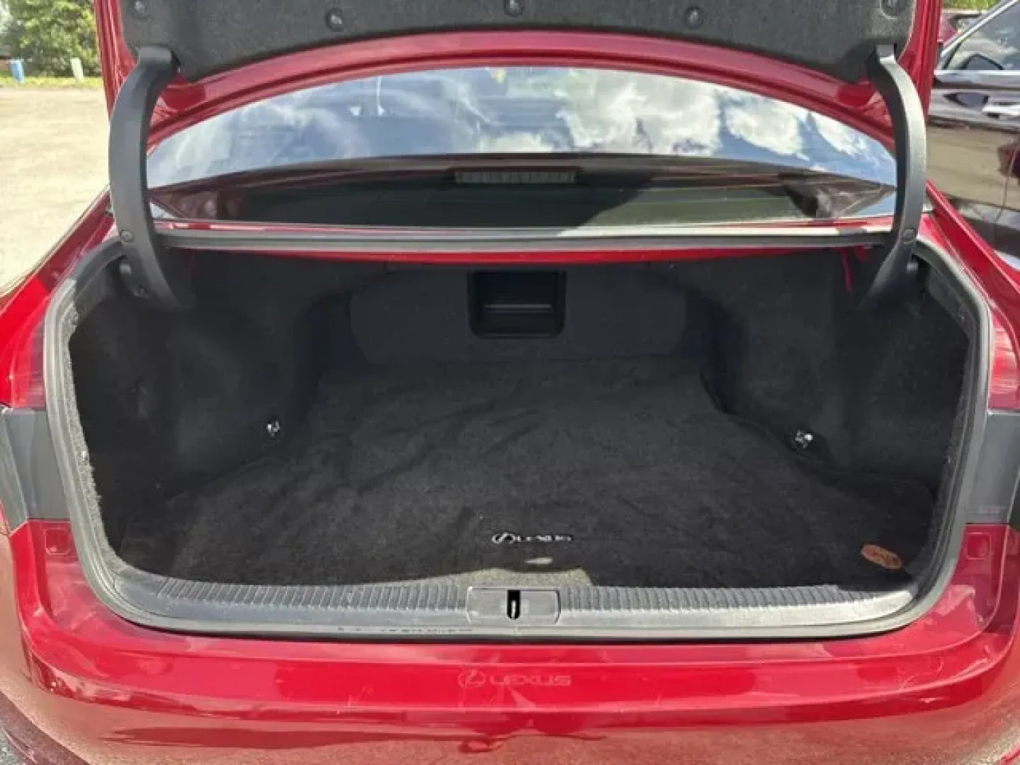 2013 Lexus ES 350 (JTHBK1GG5D2) with an Other engine, AUTOMATIC transmission, located at 1285 Cassat Ave, Jacksonville, FL, 32205, (904) 425-3000, 30.299780, -81.732430 - **Discover the Luxury of a 2013 Lexus ES 350 Perfect for Your Next Adventure!**<br /> <br /> Are you seeking a luxurious ride that combines comfort, style, and dependability? Look no further than this stunning 2013 Lexus ES 350, available now at Byrider Florida #139 in Jacksonville, FL. This vehicl - Photo#5