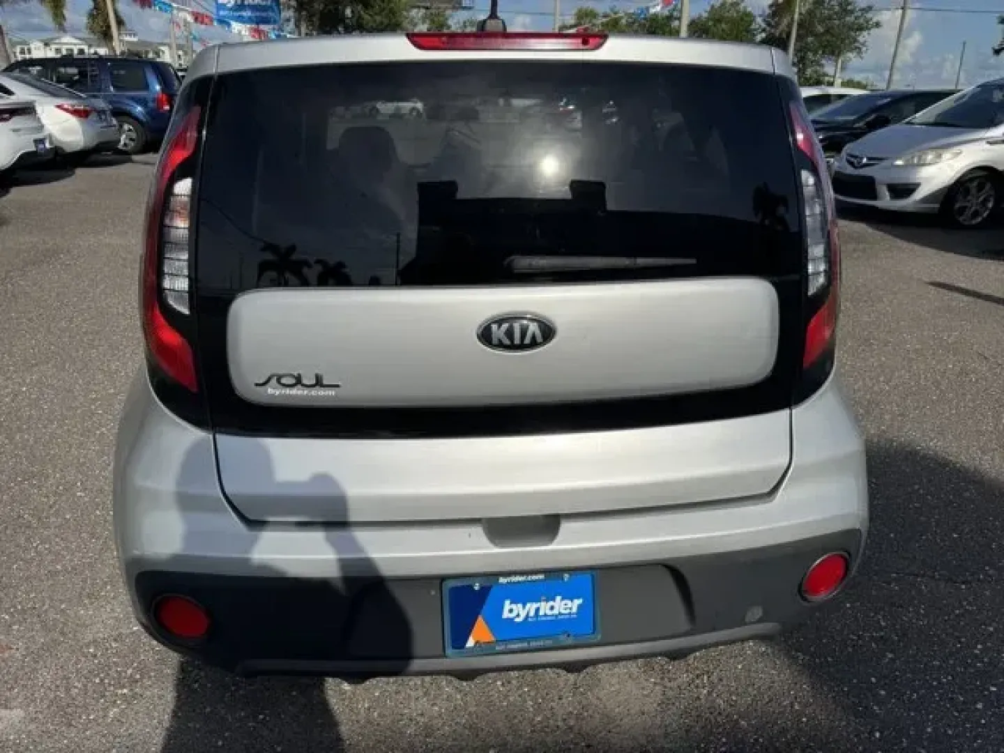 2018 Kia Soul (KNDJN2A28J7) with an Other engine, AUTOMATIC transmission, located at 7701 Park Blvd., Pinellas Park, FL, 33781, (727) 369-7777, 27.839552, -82.747284 - **Discover the Perfect Commuter Companion: 2018 Kia Soul at Byrider Florida #154**<br /> <br /> Are you searching for a versatile vehicle that seamlessly blends style, comfort, and practicality? Look no further! The 2018 Kia Soul is designed for those who appreciate a unique flair and a reliable rid - Photo#5
