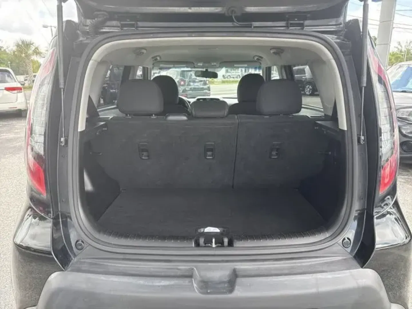 2015 Kia Soul (KNDJP3A50F7) with an Other engine, AUTOMATIC transmission, located at 1285 Cassat Ave, Jacksonville, FL, 32205, (904) 425-3000, 30.299780, -81.732430 - ### Discover Your Perfect Urban Companion: 2015 Kia Soul at Byrider Florida #139<br /> <br /> Are you ready to elevate your daily commute or embark on weekend adventures? The 2015 Kia Soul, available at Byrider Florida #139 in Jacksonville, FL, is the ultimate vehicle for those craving style, functi - Photo#6