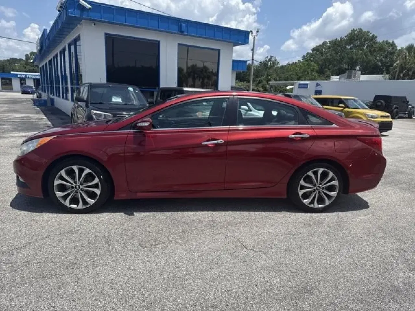 2014 Hyundai Sonata (5NPEC4AC6EH) with an Other engine, AUTOMATIC transmission, located at 1285 Cassat Ave, Jacksonville, FL, 32205, (904) 425-3000, 30.299780, -81.732430 - ### Cruise in Comfort with the 2014 Hyundai Sonata at Byrider Florida #139<br /> <br /> If you're seeking a reliable vehicle that fits seamlessly into your busy lifestyle, look no further than the 2014 Hyundai Sonata, now available at Byrider Florida #139 in Jacksonville, FL. Whether you're commutin - Photo#3
