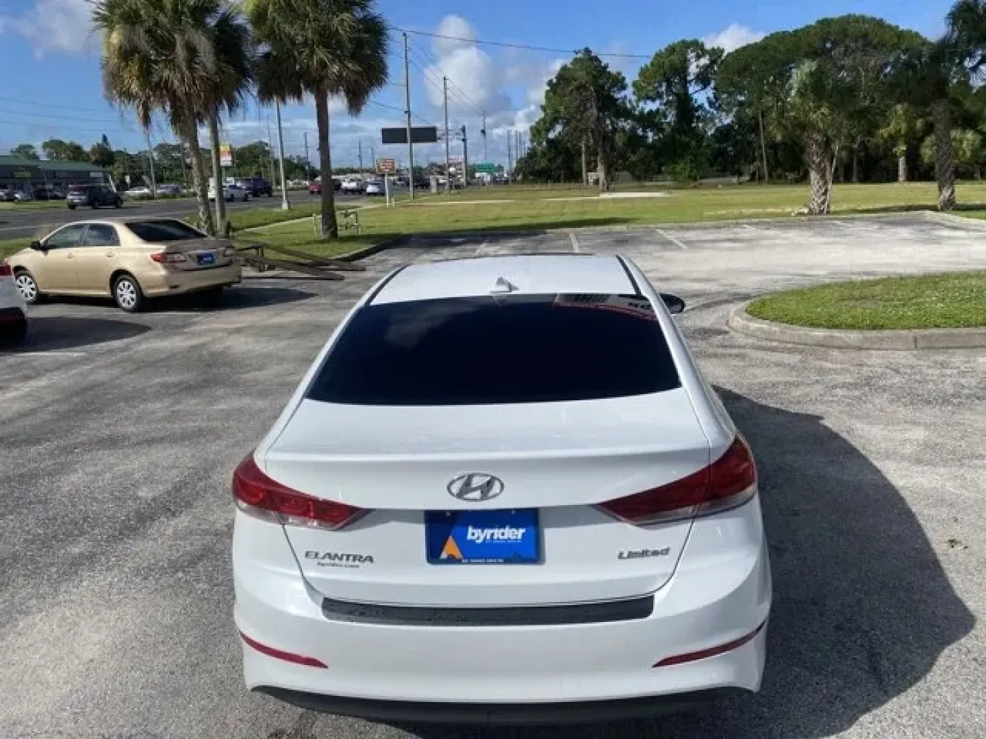 2017 Hyundai Elantra (5NPD84LF9HH) with an Other engine, AUTOMATIC transmission, located at 7701 Park Blvd., Pinellas Park, FL, 33781, (727) 369-7777, 27.839552, -82.747284 - **Elevate Your Daily Commute with the 2017 Hyundai Elantra at Byrider Florida #162!**<br /> <br /> Are you tired of the daily grind in a vehicle that doesn't inspire you? Imagine cruising through the vibrant streets of Port Richey, FL, in a sleek, stylish sedan that seamlessly combines comfort, effi - Photo#4