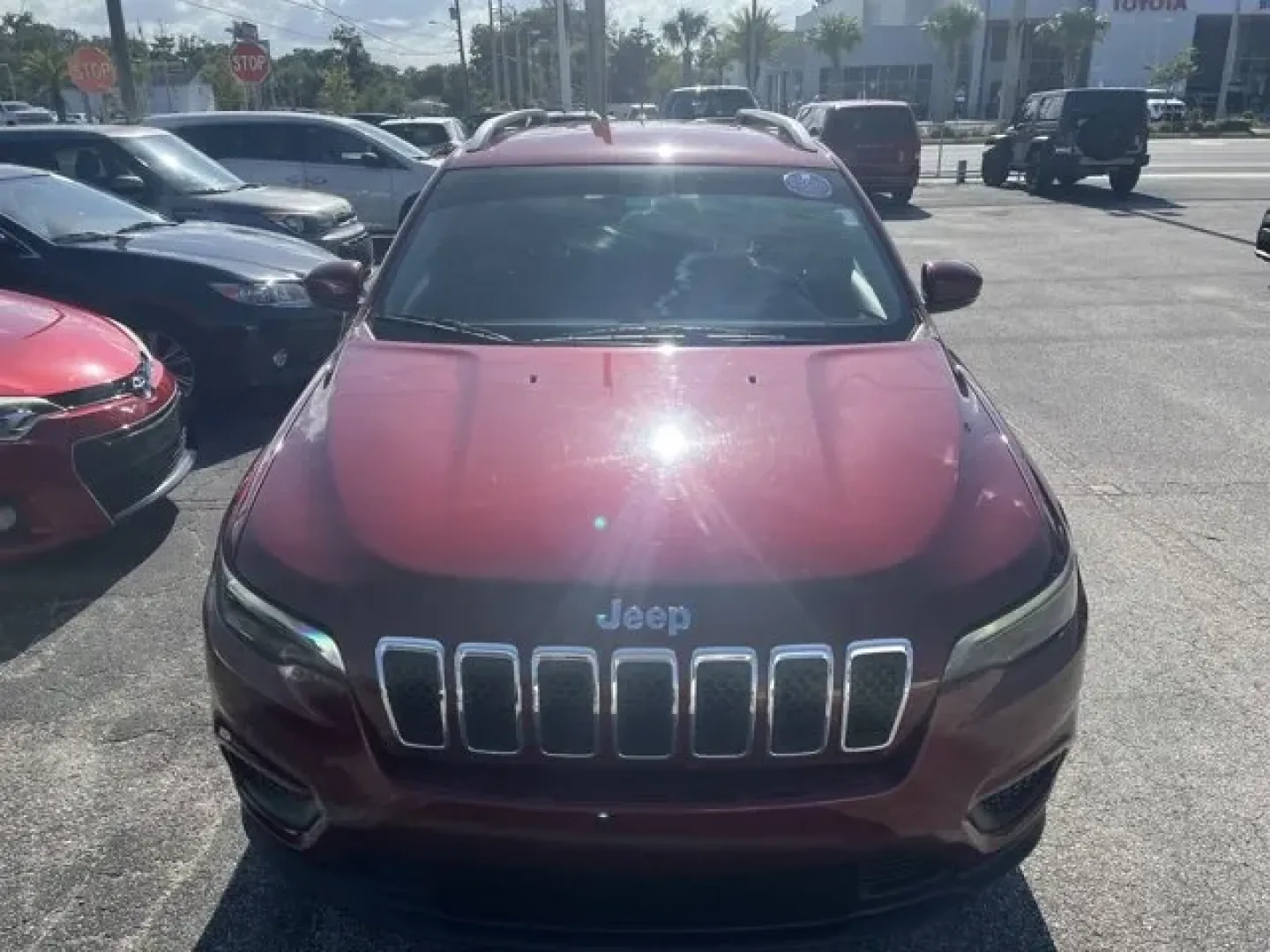 2020 Jeep Cherokee (1C4PJLCB7LD) with an Other engine, AUTOMATIC transmission, located at 1285 Cassat Ave, Jacksonville, FL, 32205, (904) 425-3000, 30.299780, -81.732430 - ### Unleash Your Adventure with the 2020 Jeep Cherokee from Byrider Florida #139!<br /> <br /> Are you ready to elevate your lifestyle and embark on thrilling weekend getaways or simply navigate the daily grind with ease? Look no further than this stunning **2020 Jeep Cherokee**, available now at ** - Photo#2
