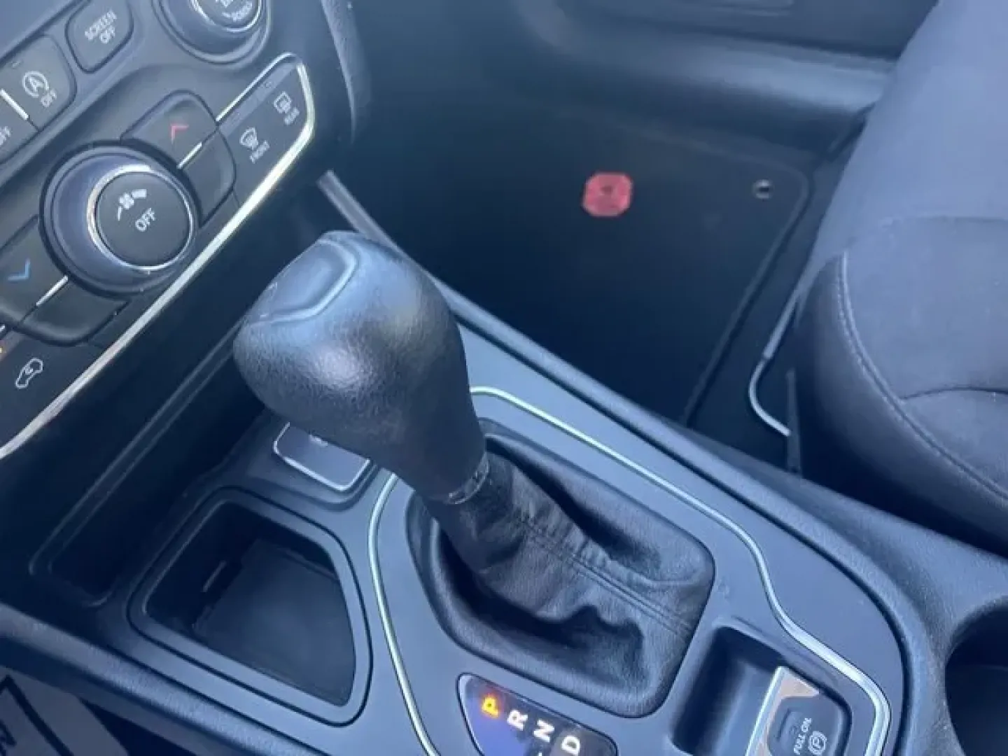 2020 Jeep Cherokee (1C4PJLCB7LD) with an Other engine, AUTOMATIC transmission, located at 1285 Cassat Ave, Jacksonville, FL, 32205, (904) 425-3000, 30.299780, -81.732430 - ### Unleash Your Adventure with the 2020 Jeep Cherokee from Byrider Florida #139!<br /> <br /> Are you ready to elevate your lifestyle and embark on thrilling weekend getaways or simply navigate the daily grind with ease? Look no further than this stunning **2020 Jeep Cherokee**, available now at ** - Photo#14